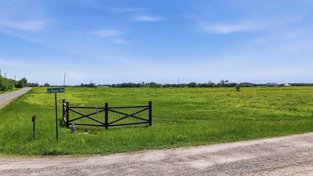 232 La Buena Vida Drive, Gunter, TX 75058