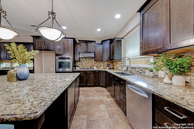 802 Ridge Trace, San Antonio, TX 78258