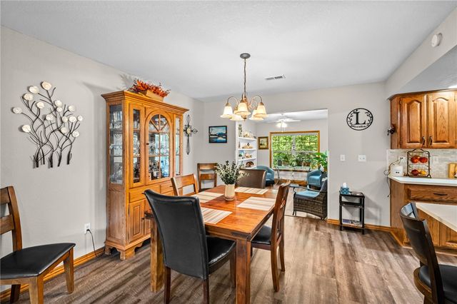 51 Dalton Drive, Bella Vista, AR 72714