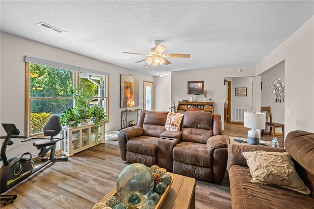 51 Dalton Drive, Bella Vista, AR 72714
