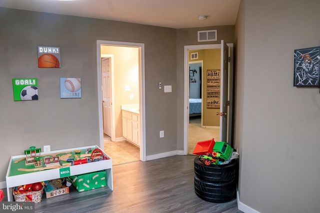 9607 LORMAR, Clinton, MD 20735