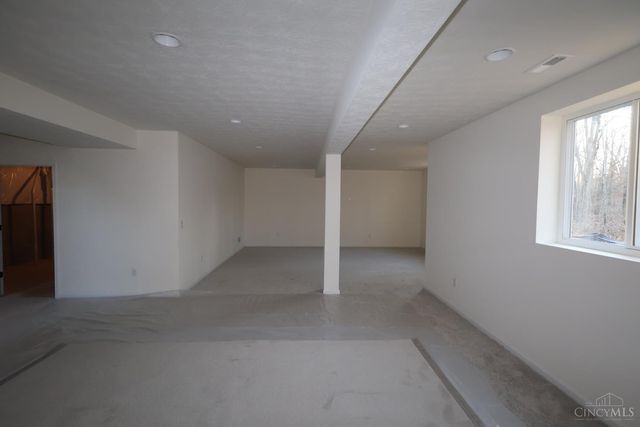 397 Glen Abbey Lane, Hamilton Twp, OH 45039