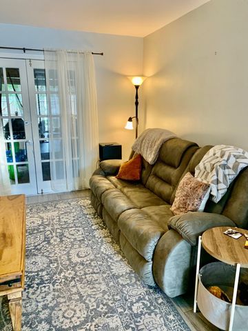 38 Meander Row 11, Charleston, SC 29412