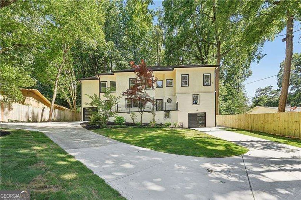 2423 Melinda Drive NE, Atlanta, GA 30345 — photo 3