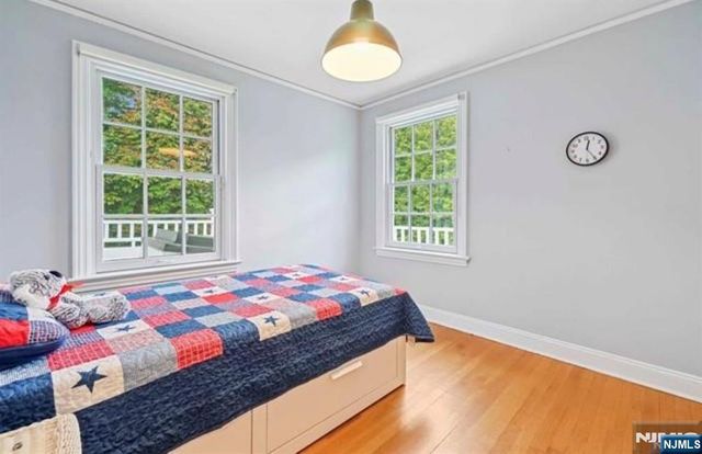 12 Lawrence Parkway, Tenafly, NJ 07670