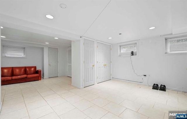 12 Lawrence Parkway, Tenafly, NJ 07670