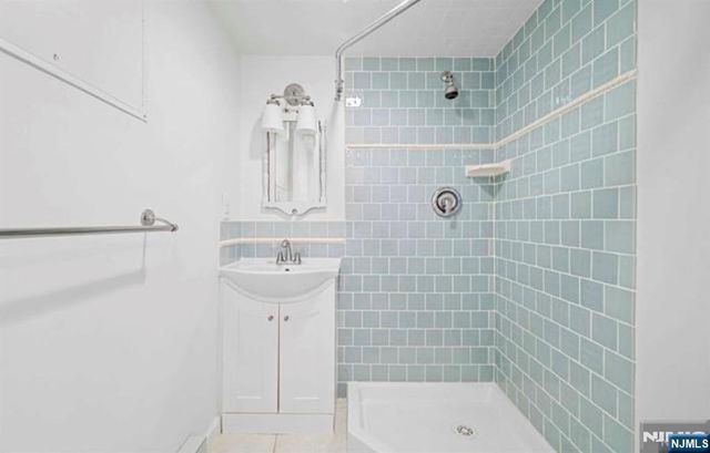 12 Lawrence Parkway, Tenafly, NJ 07670