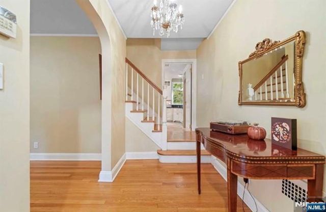 12 Lawrence Parkway, Tenafly, NJ 07670