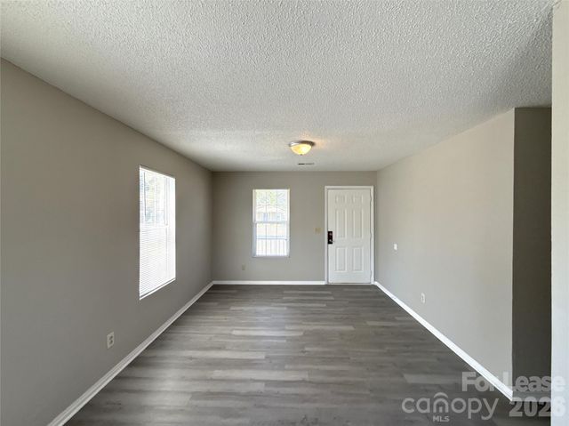 333 E Todd Lane, Charlotte, NC 28208