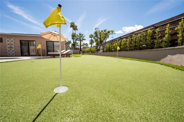575 N Burton Way, Palm Springs, CA 92262