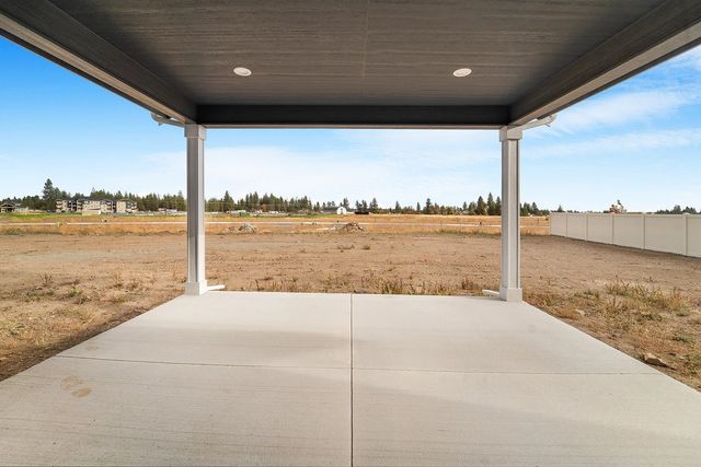 5819 S Sherri Lea Rd, Spokane, WA 99224