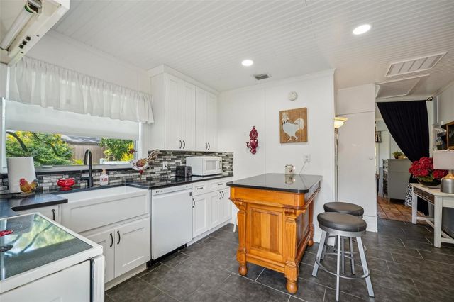 1020 VENETIAN AVENUE, Orlando, FL 32804