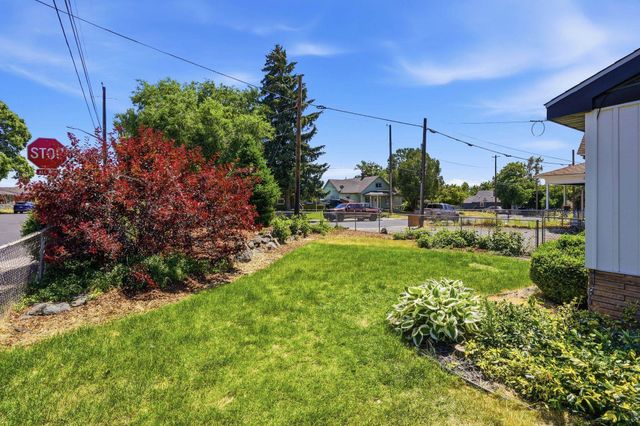 3017 N Standard St, Spokane, WA 99207