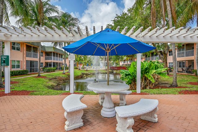 760 SE 2nd Avenue H105, Deerfield Beach, FL 33441