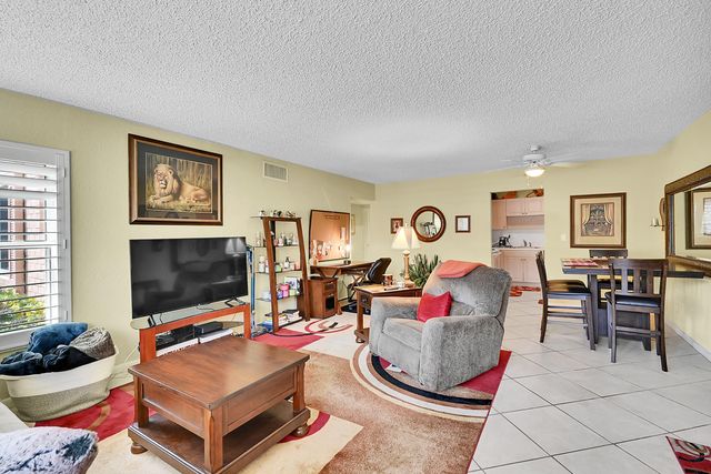 760 SE 2nd Avenue H105, Deerfield Beach, FL 33441