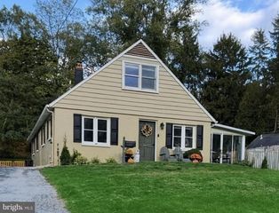 723 HILLSIDE DR, West Chester, PA 19380