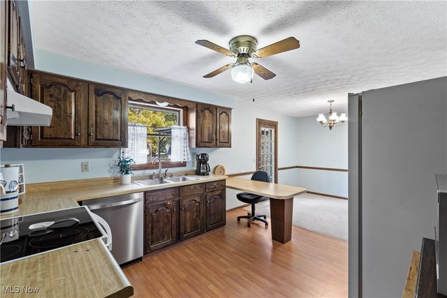 12390 Springwater Avenue NW, Uniontown, OH 44685