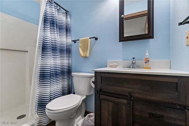 12390 Springwater Avenue NW, Uniontown, OH 44685