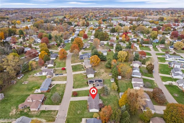 12390 Springwater Avenue NW, Uniontown, OH 44685