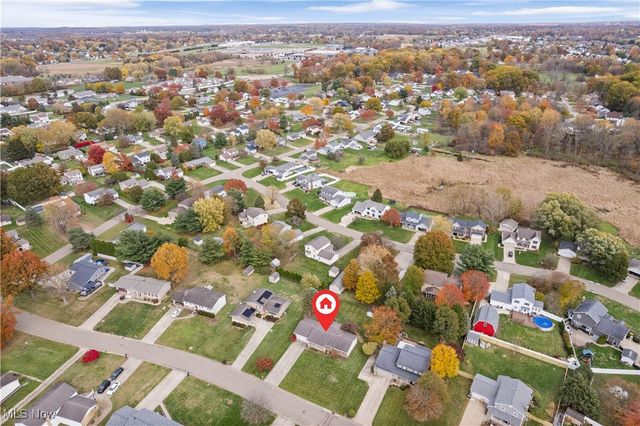 12390 Springwater Avenue NW, Uniontown, OH 44685