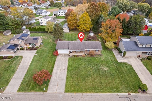 12390 Springwater Avenue NW, Uniontown, OH 44685