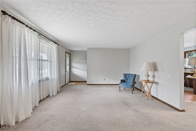 12390 Springwater Avenue NW, Uniontown, OH 44685