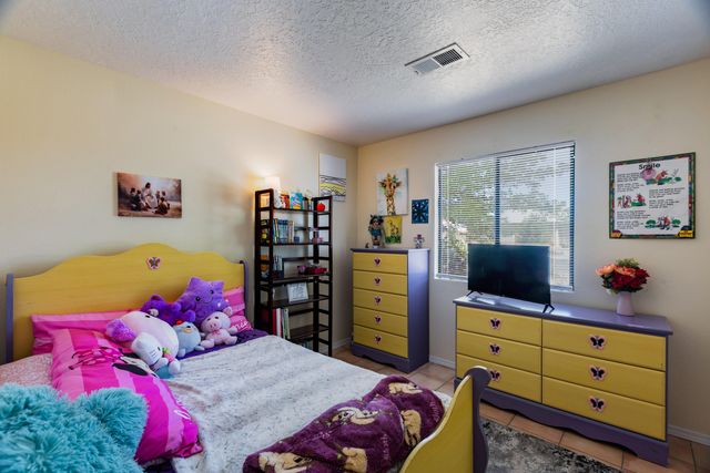 4255 Pumice Drive NE, Rio Rancho, NM 87124