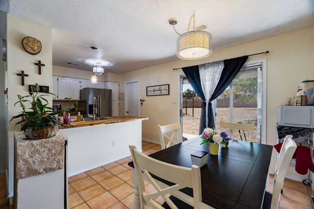 4255 Pumice Drive NE, Rio Rancho, NM 87124