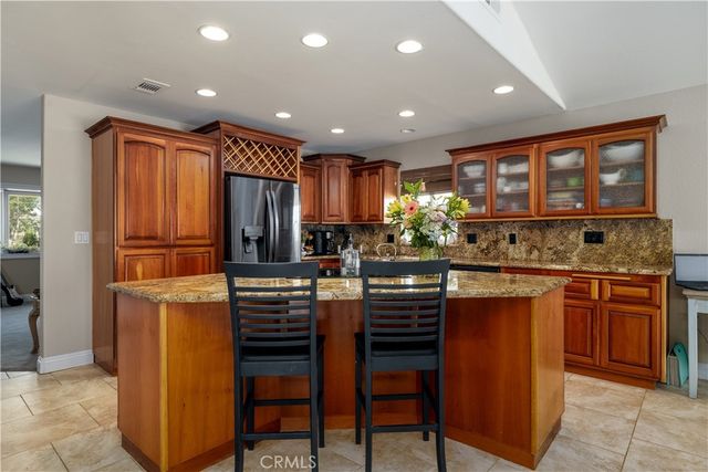 23417 Continental Drive, Canyon Lake, CA 92587