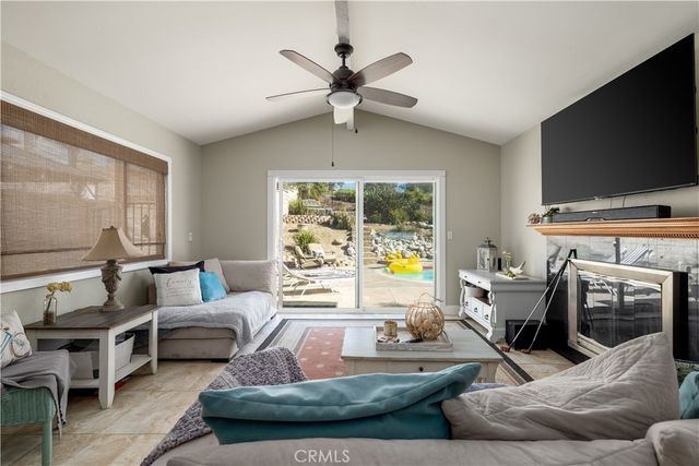 23417 Continental Drive, Canyon Lake, CA 92587