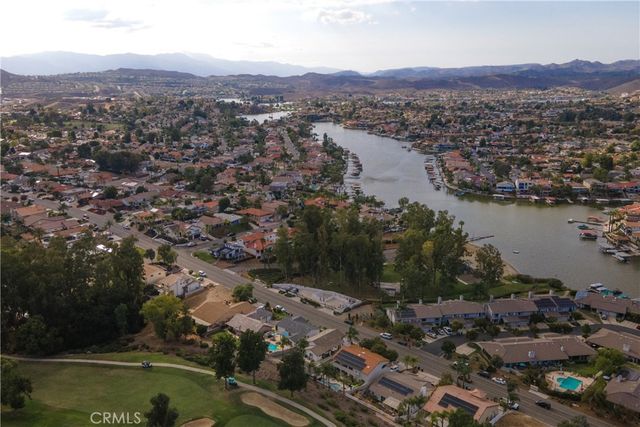 23417 Continental Drive, Canyon Lake, CA 92587