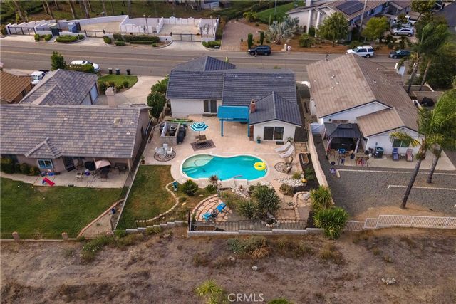 23417 Continental Drive, Canyon Lake, CA 92587