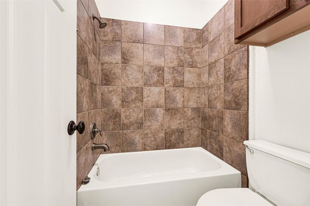 5712 Cornish Street 2B, Houston, TX 77007