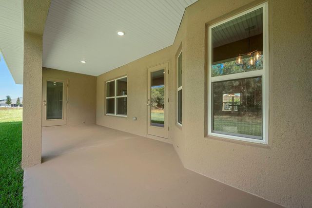 5801 NW Dana Circle, Port St. Lucie, FL 34986