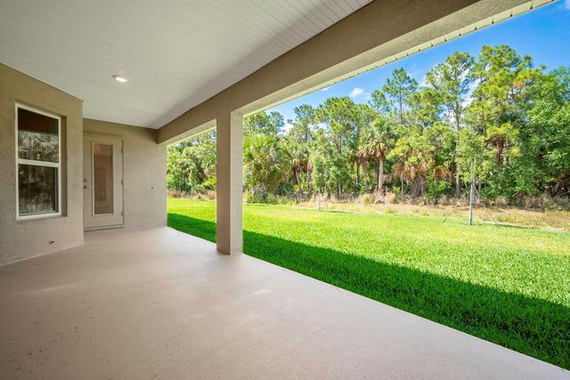 5801 NW Dana Circle, Port St. Lucie, FL 34986