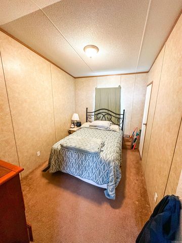 579 Thunder Mountain Road, Caddo Gap, AR 71935