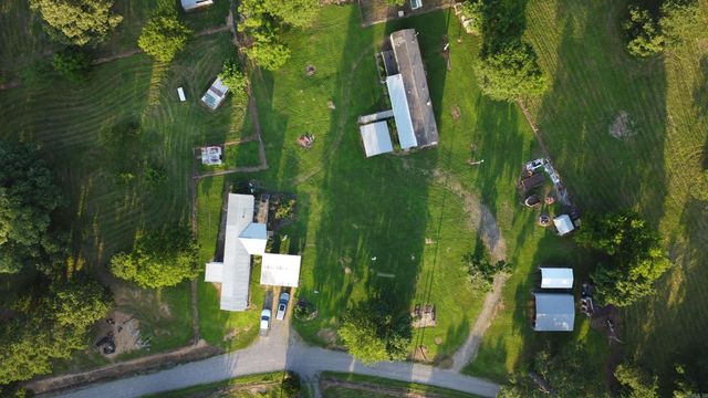 579 Thunder Mountain Road, Caddo Gap, AR 71935