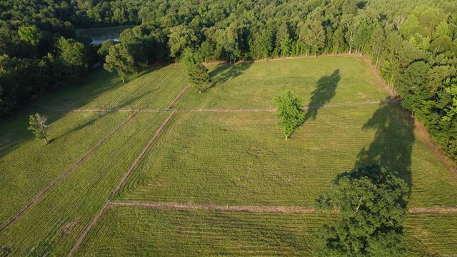579 Thunder Mountain Road, Caddo Gap, AR 71935