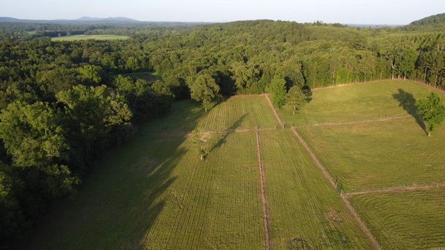 579 Thunder Mountain Road, Caddo Gap, AR 71935