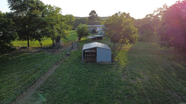 579 Thunder Mountain Road, Caddo Gap, AR 71935