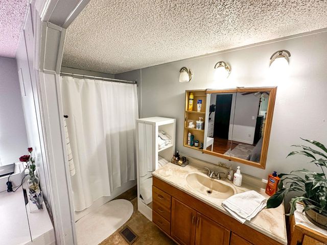 579 Thunder Mountain Road, Caddo Gap, AR 71935