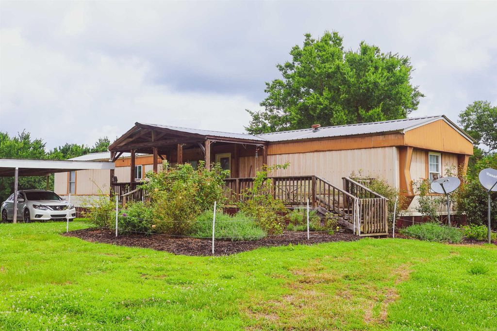 579 Thunder Mountain Road, Caddo Gap, AR 71935