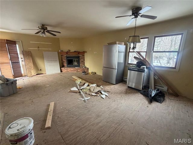 2471 Northland Avenue, St Louis, MO 63114