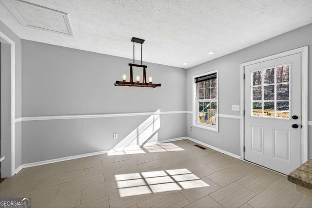 204 Queensbury Court, Acworth, GA 30102