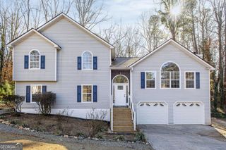 204 Queensbury Court, Acworth, GA 30102