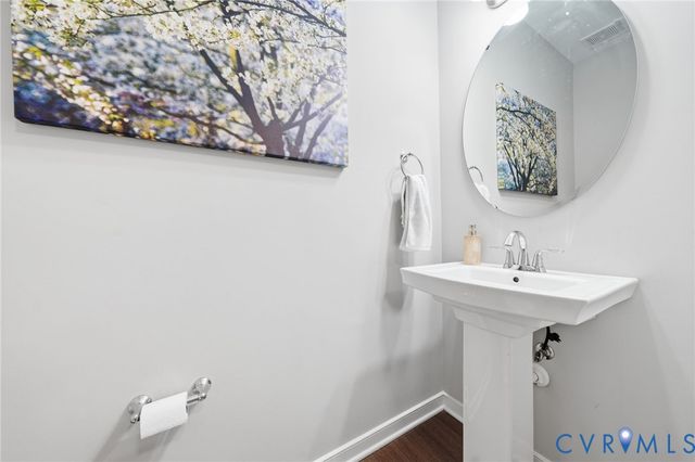 7598 Rural Point Rd, Mechanicsville, VA 23116