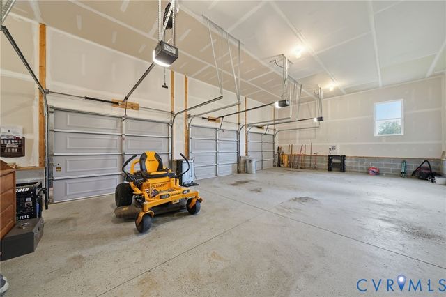 7598 Rural Point Rd, Mechanicsville, VA 23116