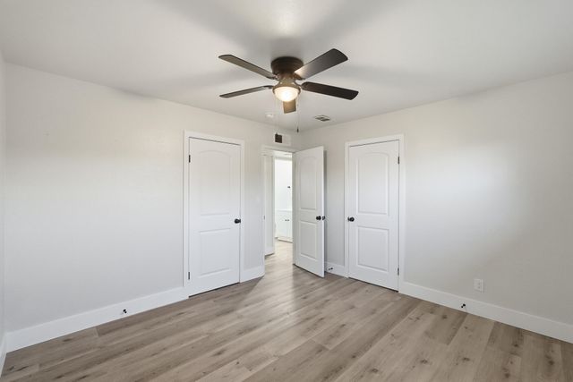 837 E Costner Street, Farmersville, CA 93223