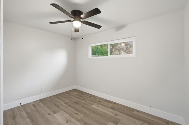 837 E Costner Street, Farmersville, CA 93223