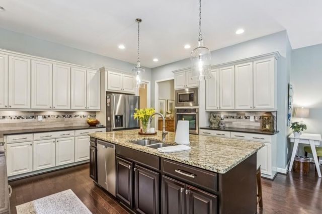 2360 Fulton Circle NW, Acworth, GA 30101